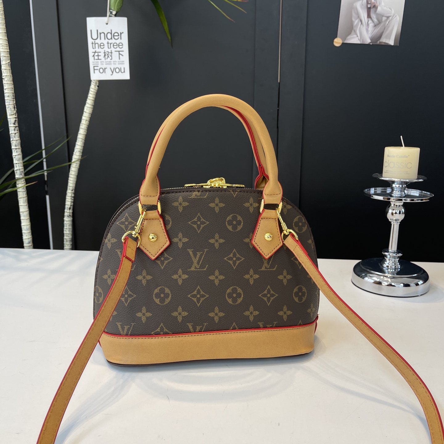 Stylish and unique shell-shaped bag