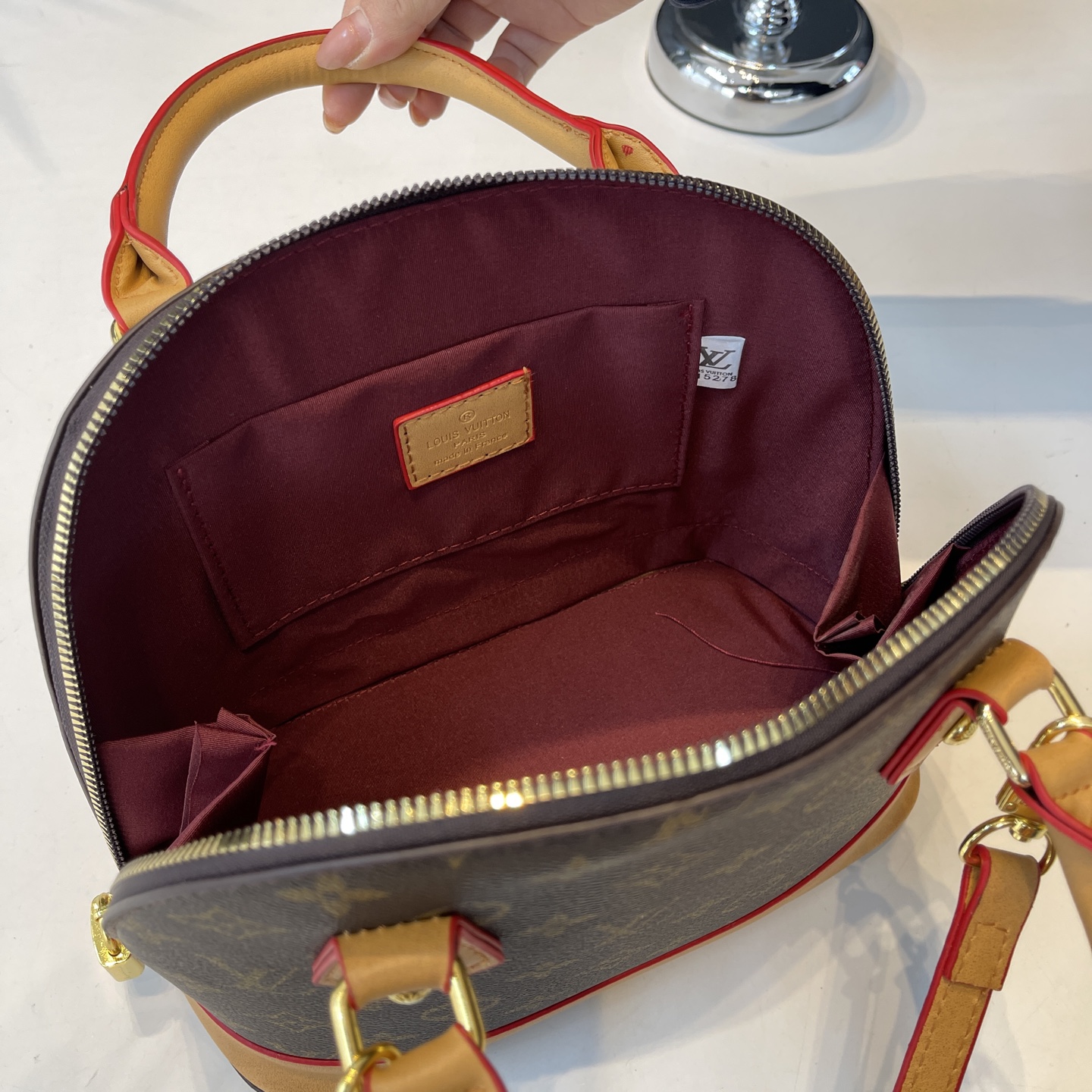 Stylish and unique shell-shaped bag