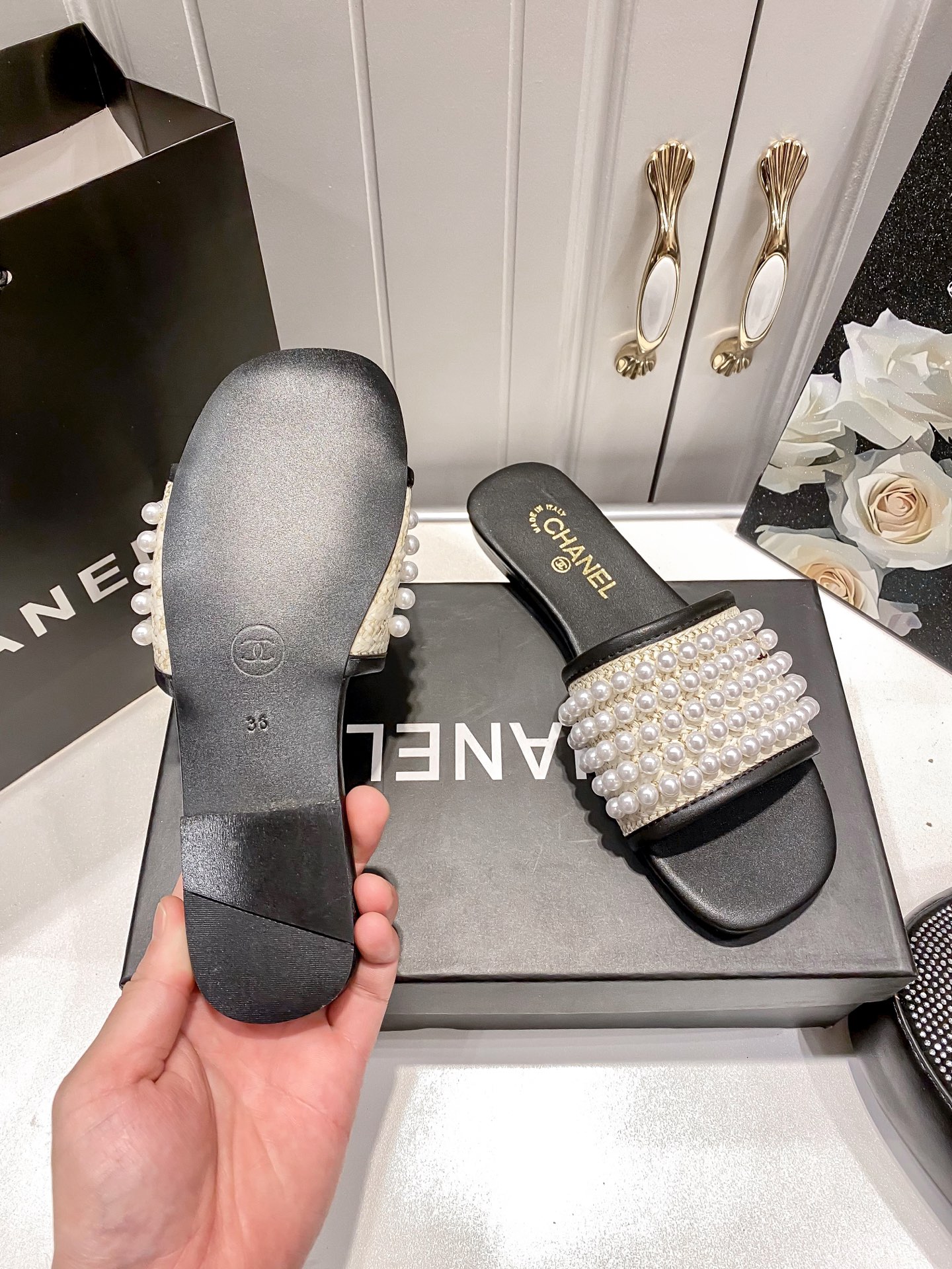 New pearl-embellished flat sandals