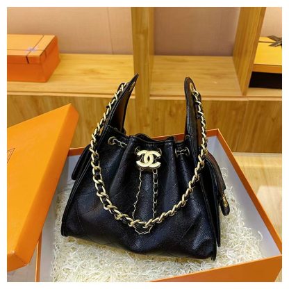 High-end quilted large-capacity chain bag