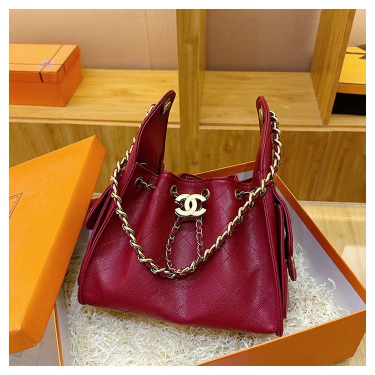 High-end quilted large-capacity chain bag