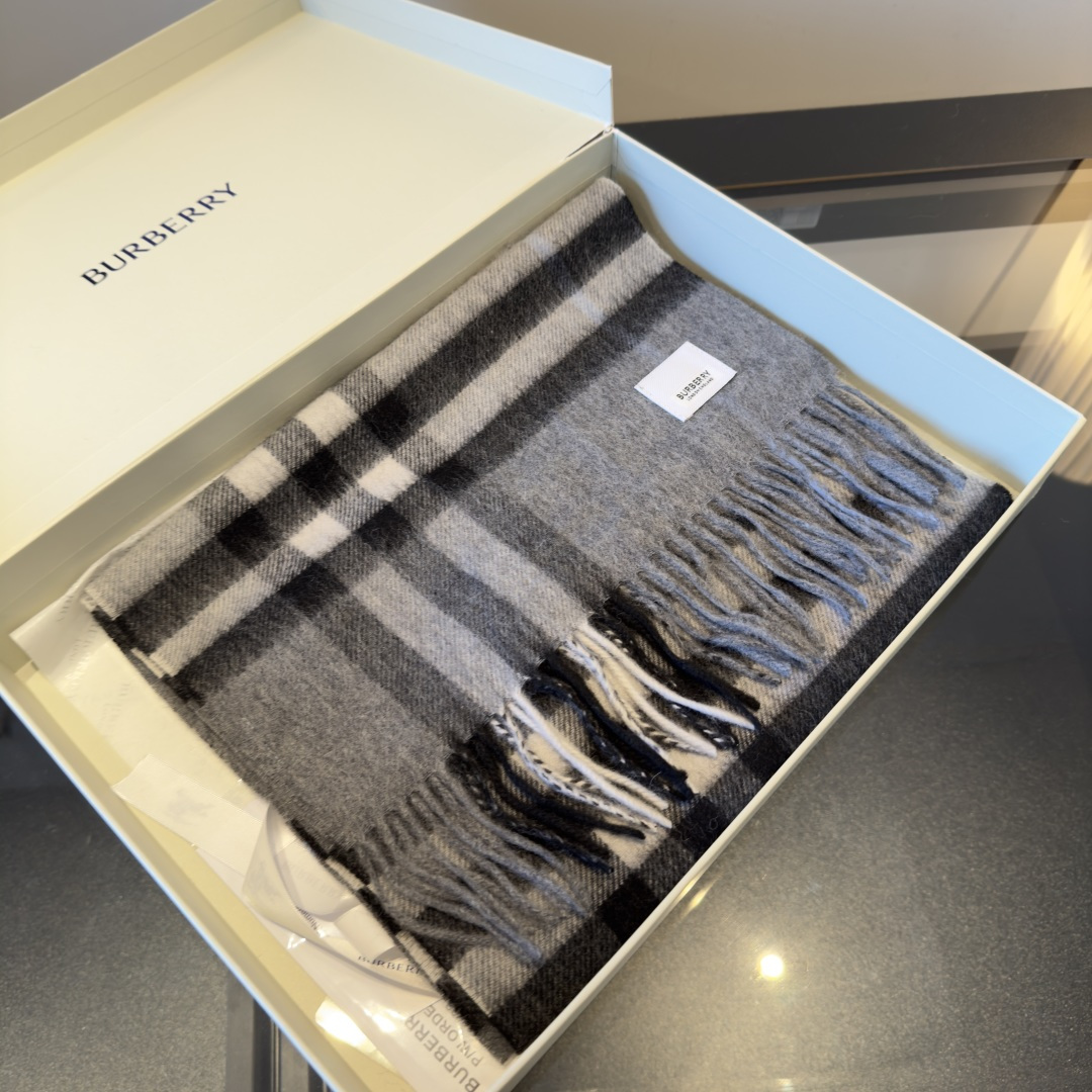 Classic large-check double-sided jacquard cashmere scarf