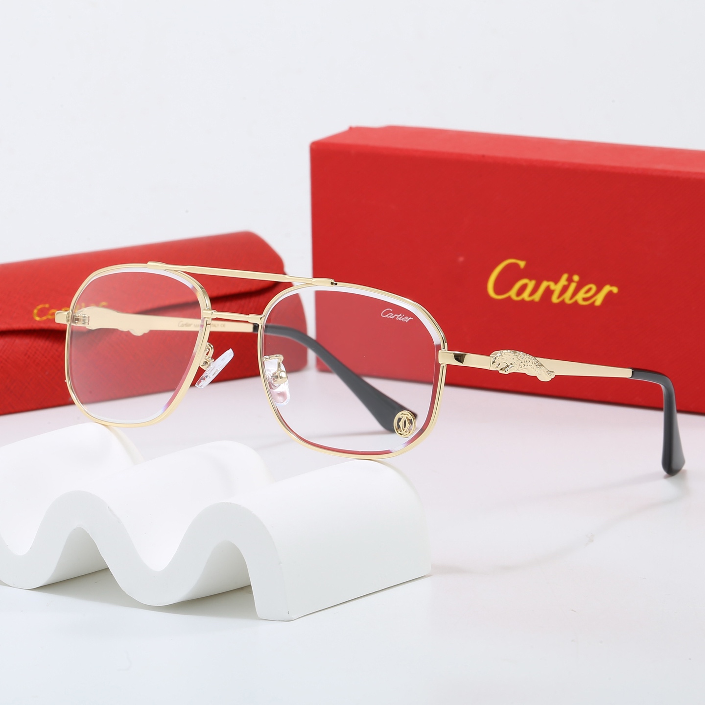 Stylish and sophisticated sunglasses