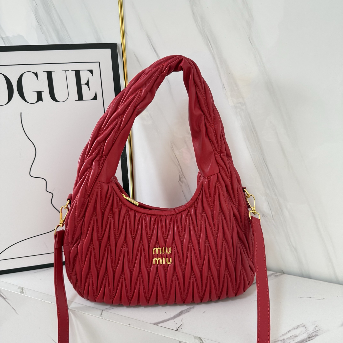 Lambskin pleated bag