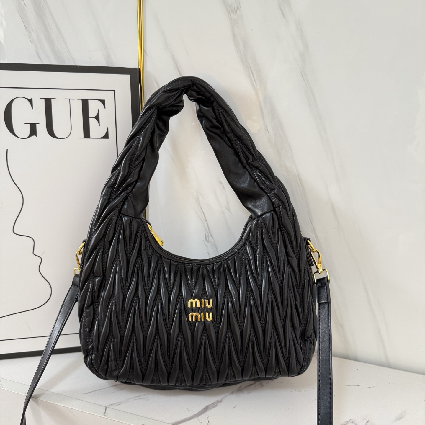 Lambskin pleated bag