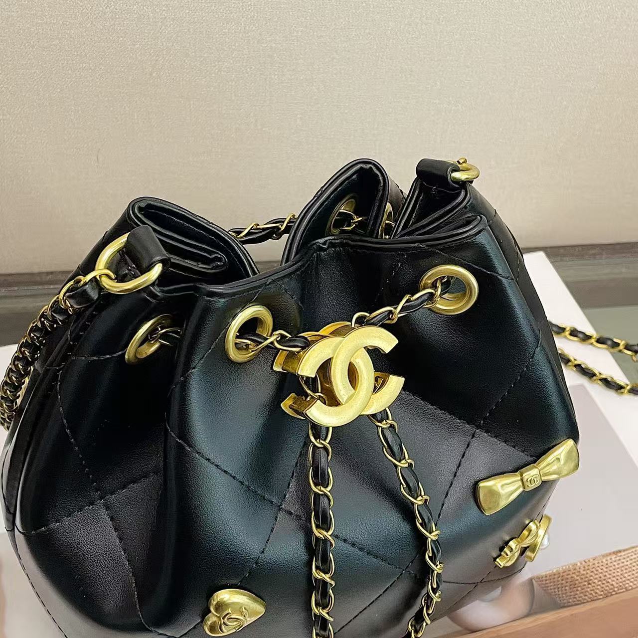 New drawstring bucket bag