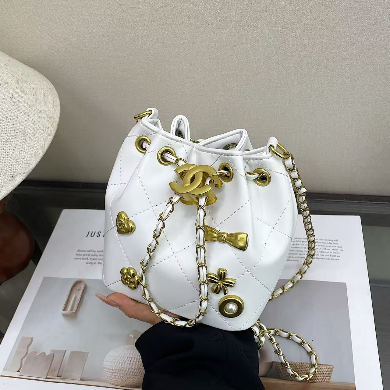 New drawstring bucket bag