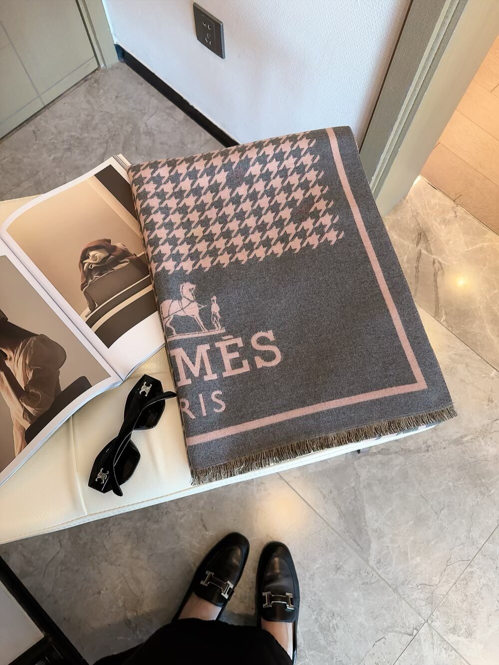 High-end cashmere shawl