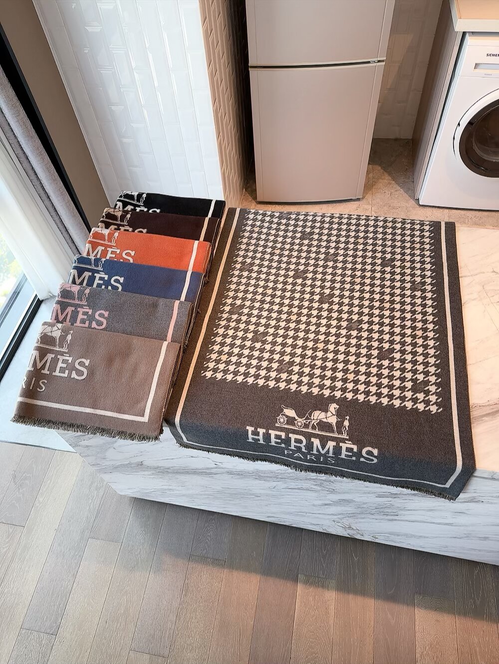 High-end cashmere shawl