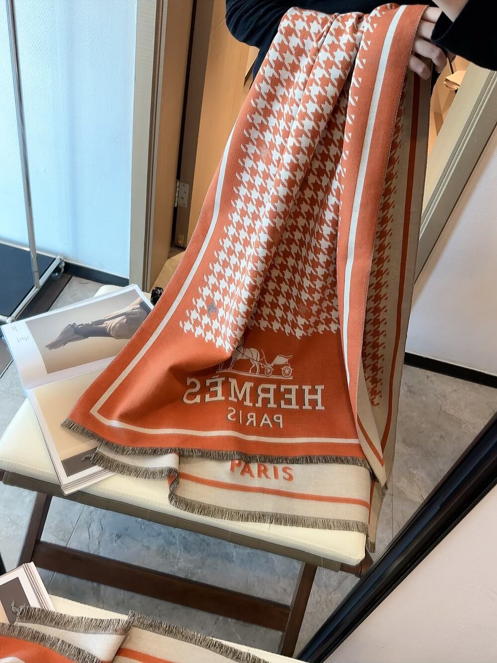 High-end cashmere shawl