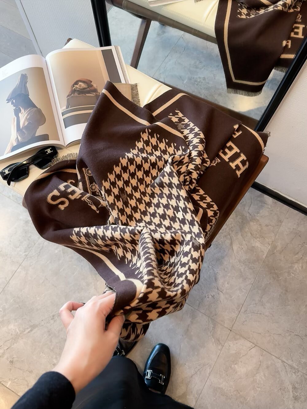 High-end cashmere shawl