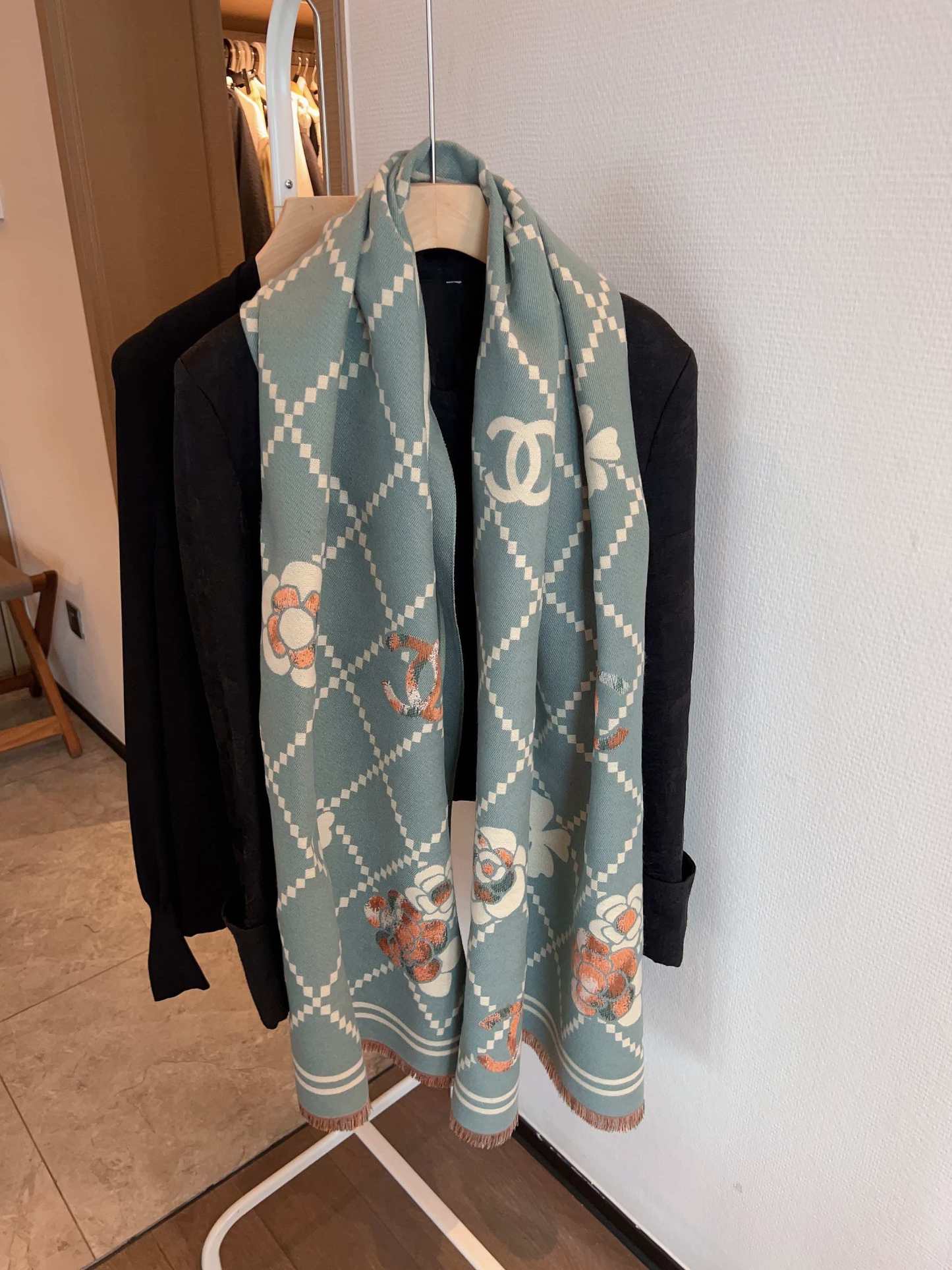 New high-end cashmere scarf