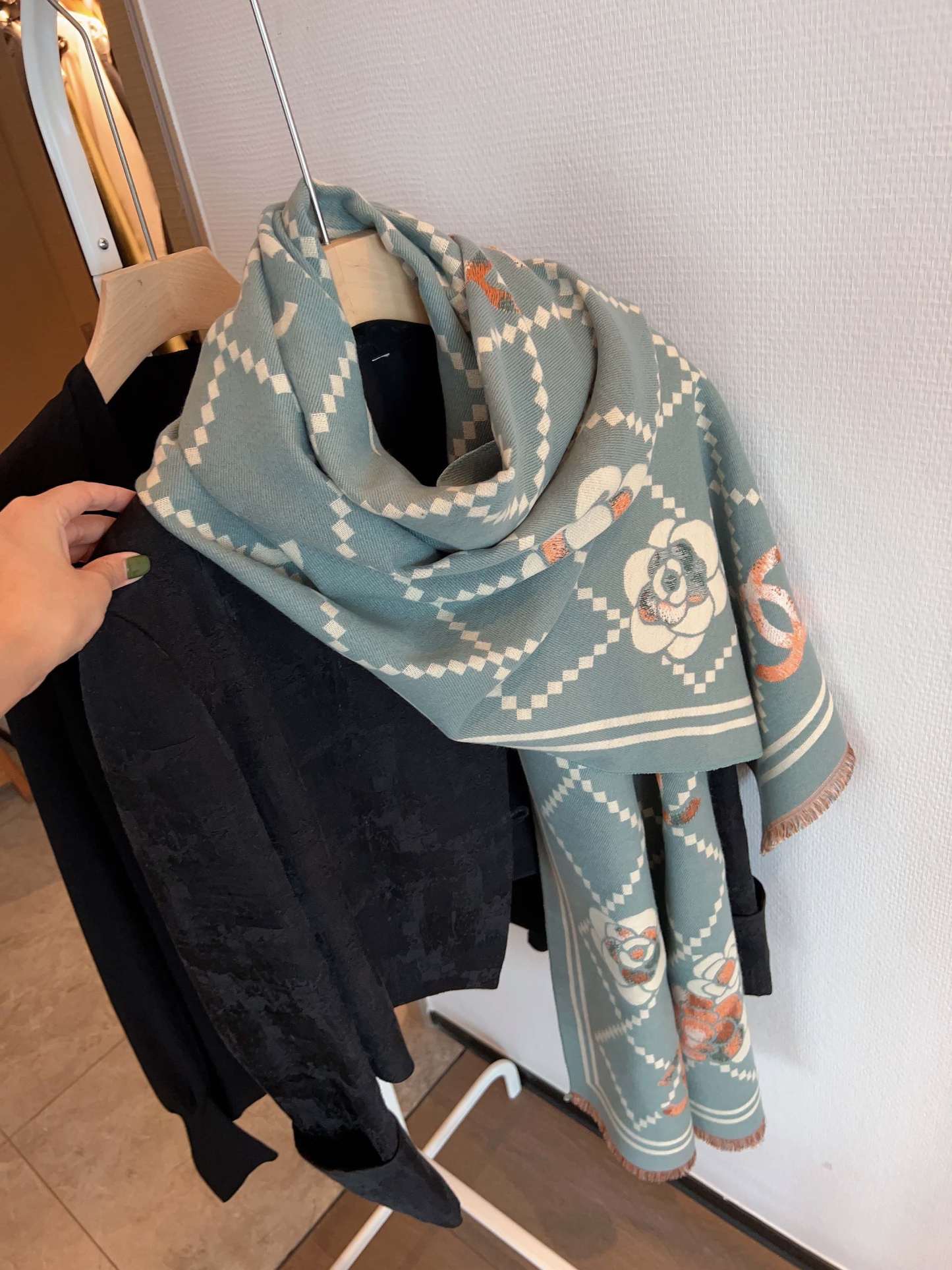 New high-end cashmere scarf