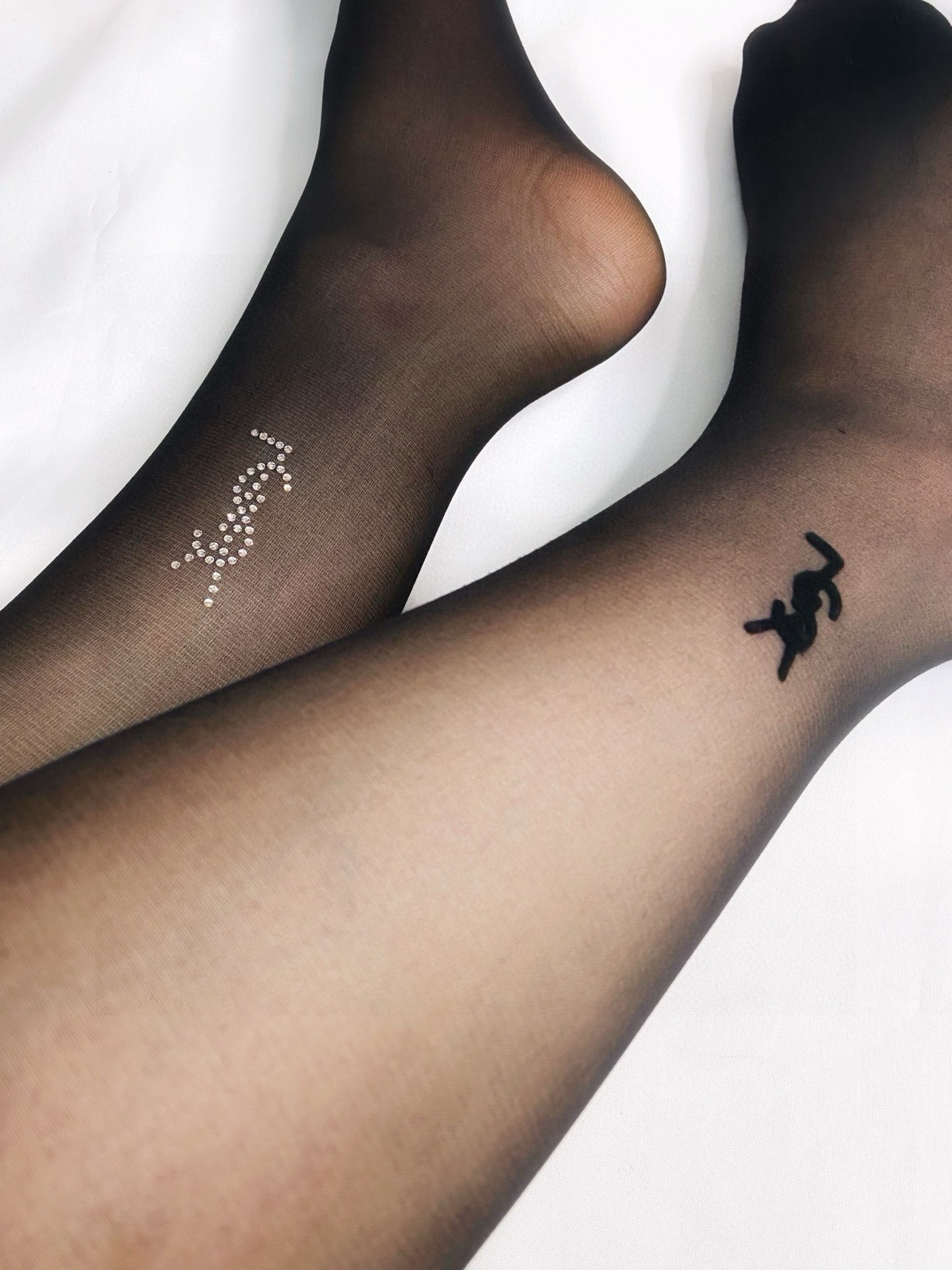 Classic flocked YSL logo tights