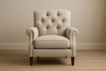 Poltrona in tessuto poliestere beige con gambe in legno