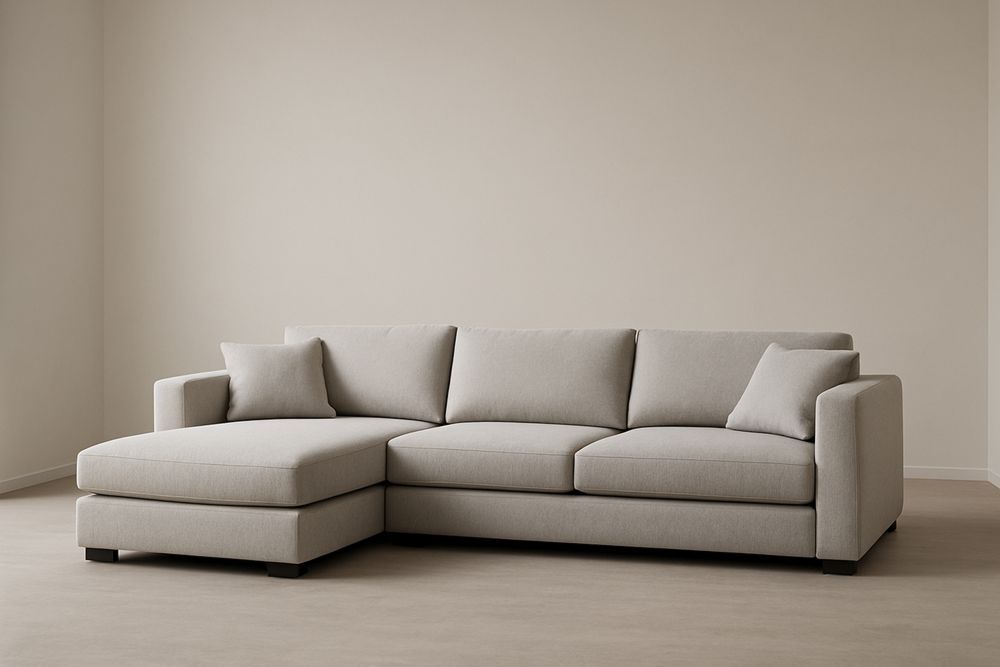 Divano Angolare in Tessuto Grigio con Cuscini