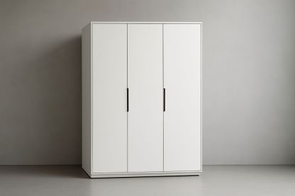 Armadio a tre ante in legno composito bianco con maniglie nere