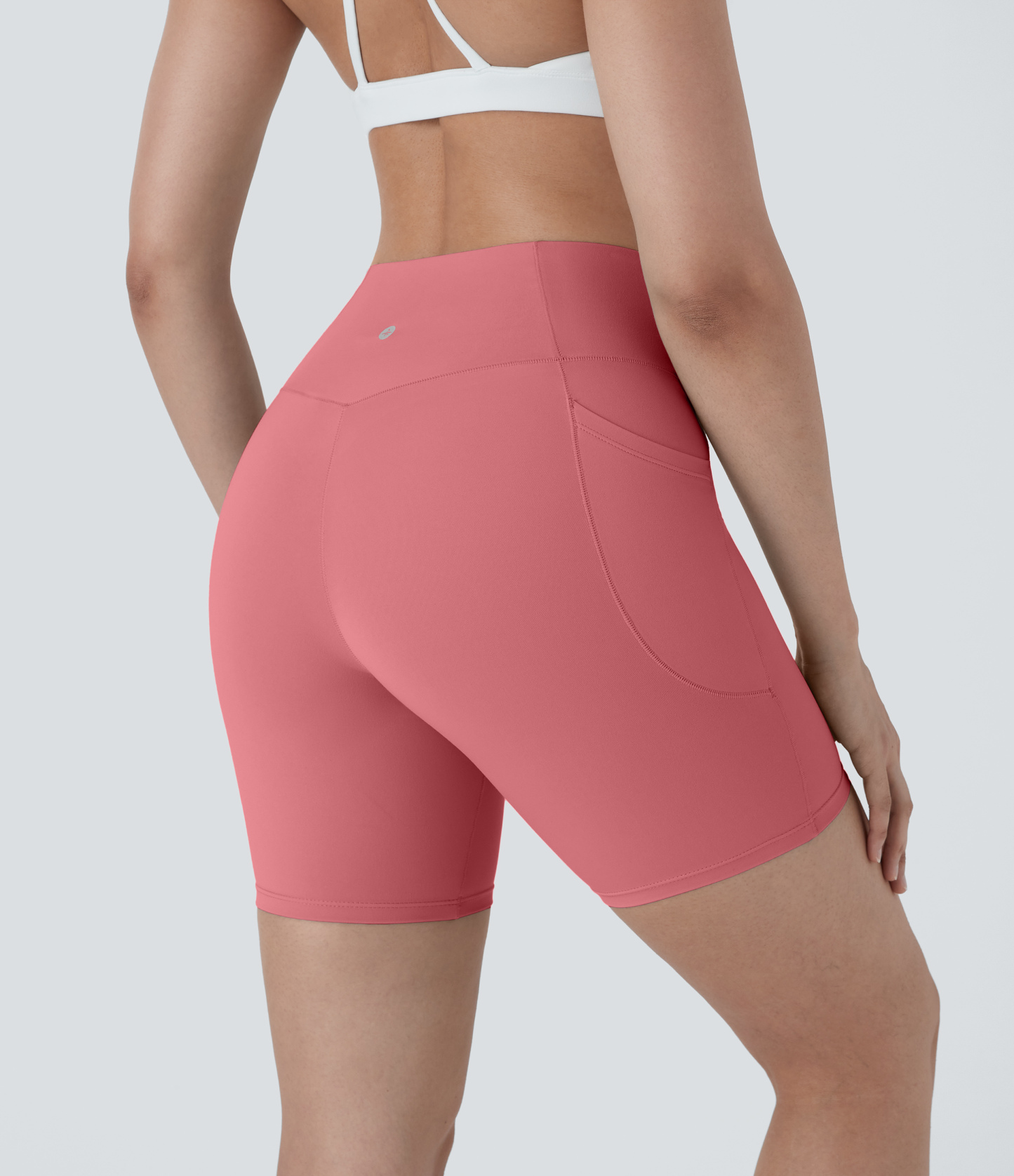 High Waisted Crossover Pocket Yoga Biker Shorts 7"-UPF50+