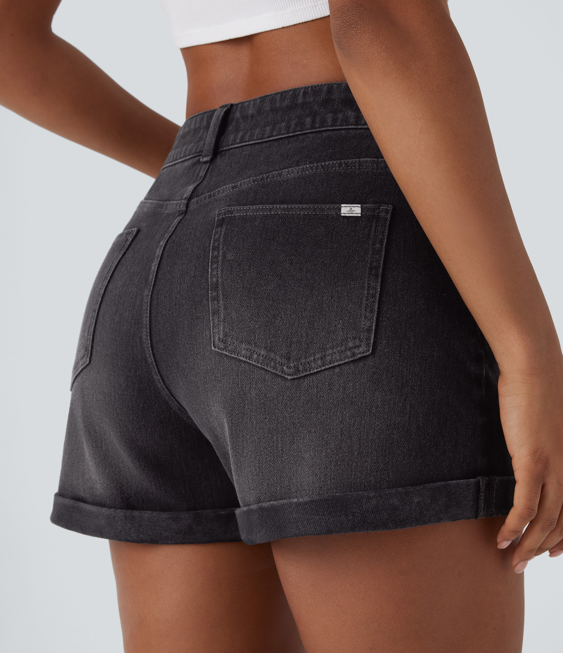 Mid Rise Zipper Pockets Denim Casual Shorts 3''