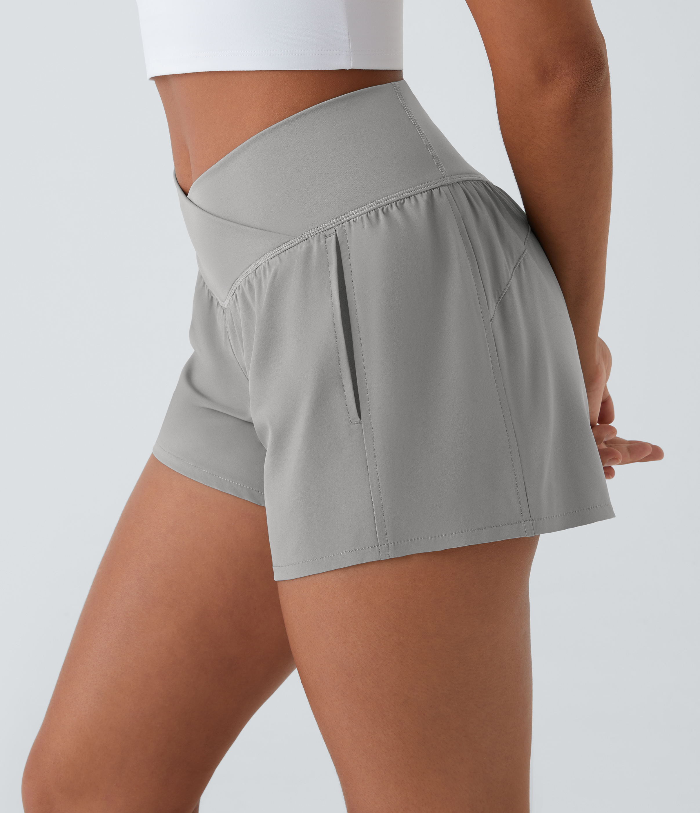 High Waisted Crossover Pocket 2-in-1 Quick Dry Yoga Shorts 4"
