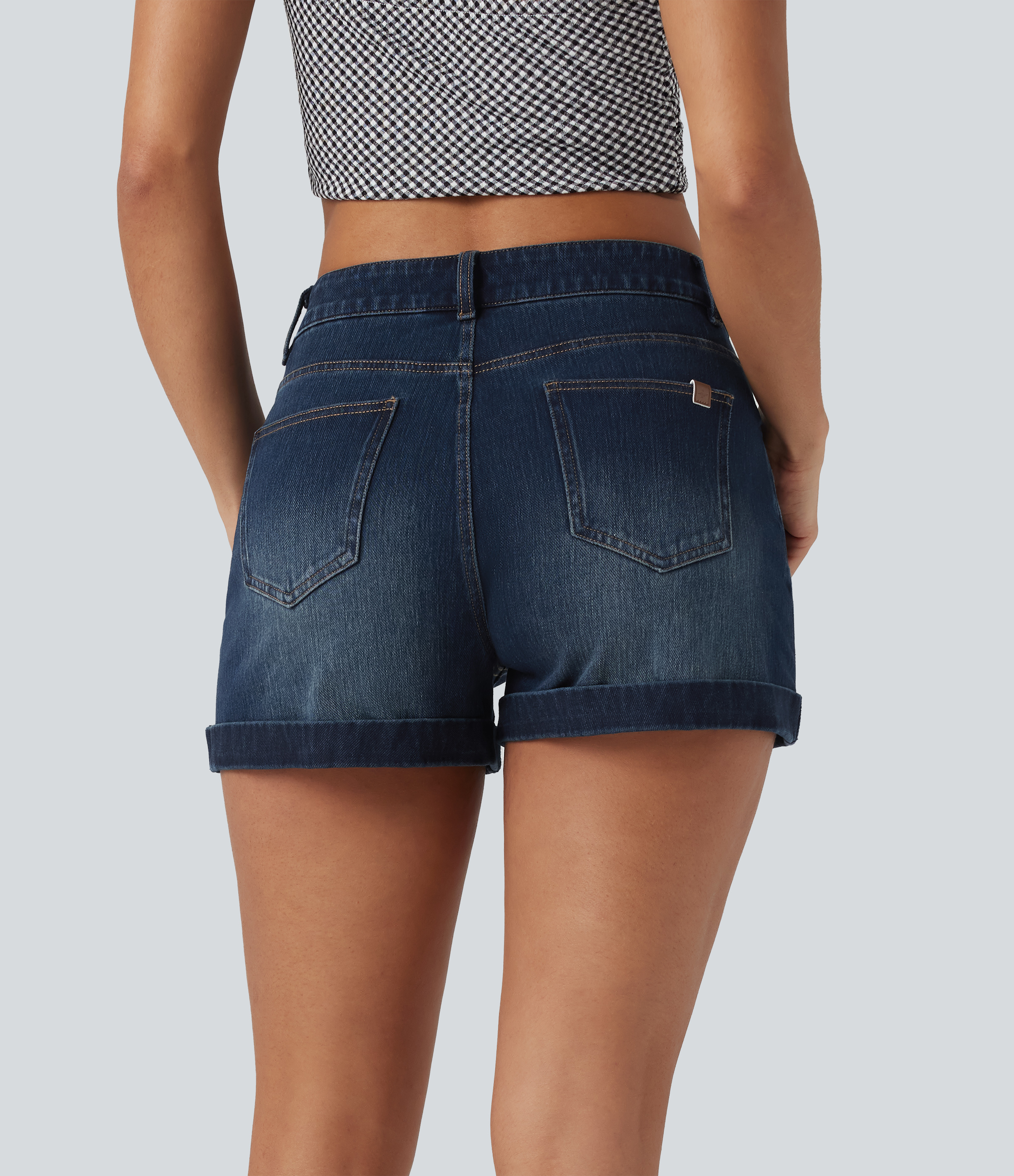 Mid Rise Zipper Pockets Denim Casual Shorts 3''