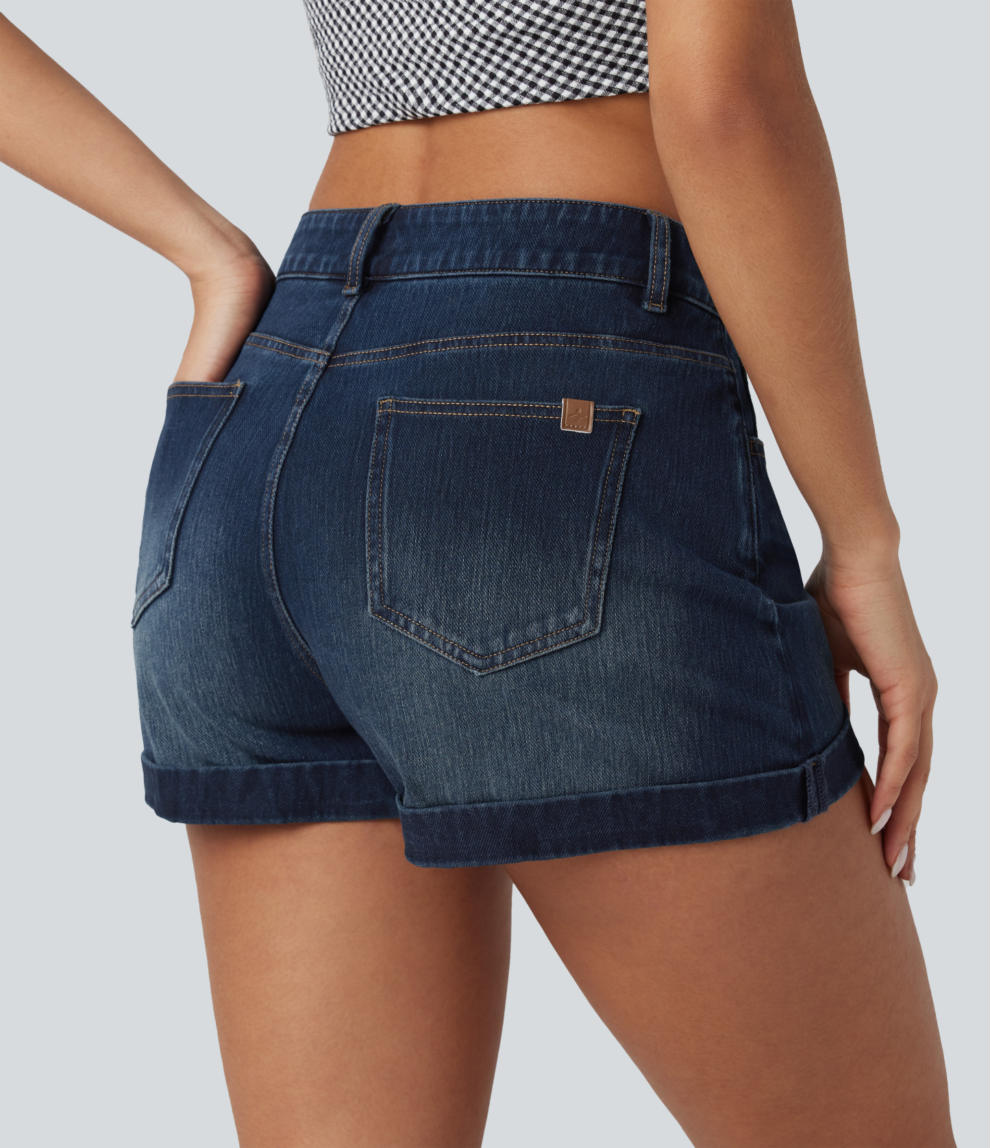 Mid Rise Zipper Pockets Denim Casual Shorts 3''