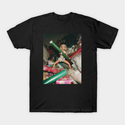 DOLL GIRL Meme T-shirt