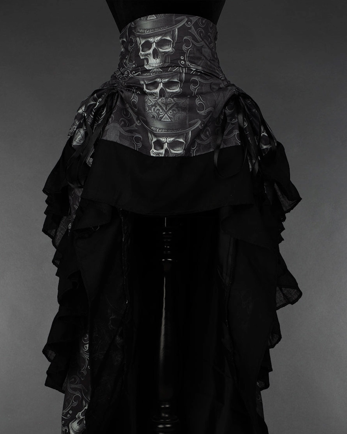 Aristoskull Layer Bustle Skirt