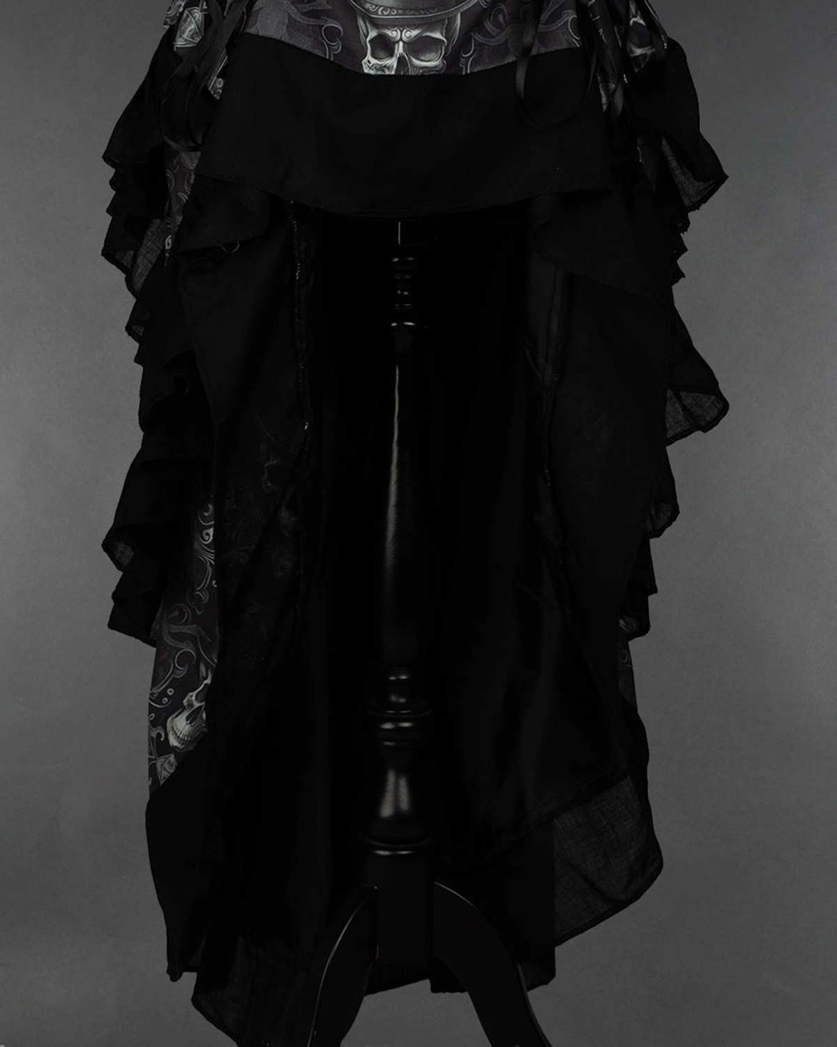 Aristoskull Layer Bustle Skirt