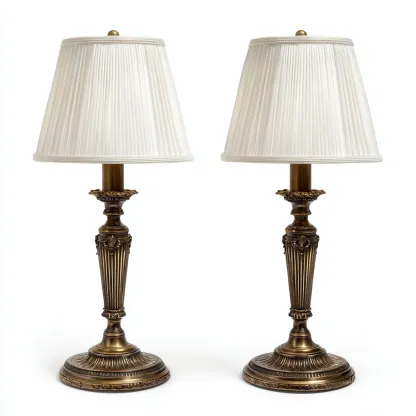 Lampada da tavolo-Metallo-Tessuto-24x24x50 cm-Ottone-Bianco-Stile classico-Quietilo