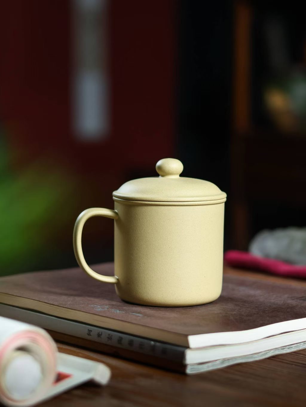 Vintage Chinese Zisha Clay Mug with Lid