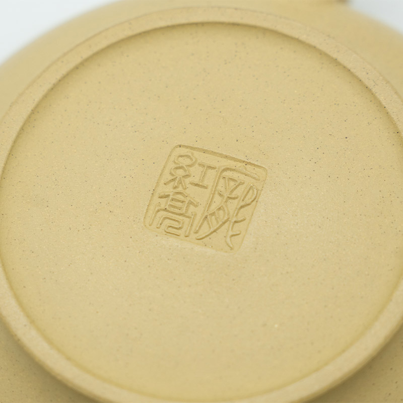 Yixing Zisha Exquisite purple clay teapot