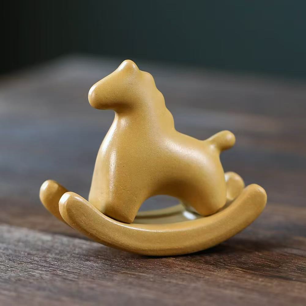 Shaking horse Tea pet[Yellow]