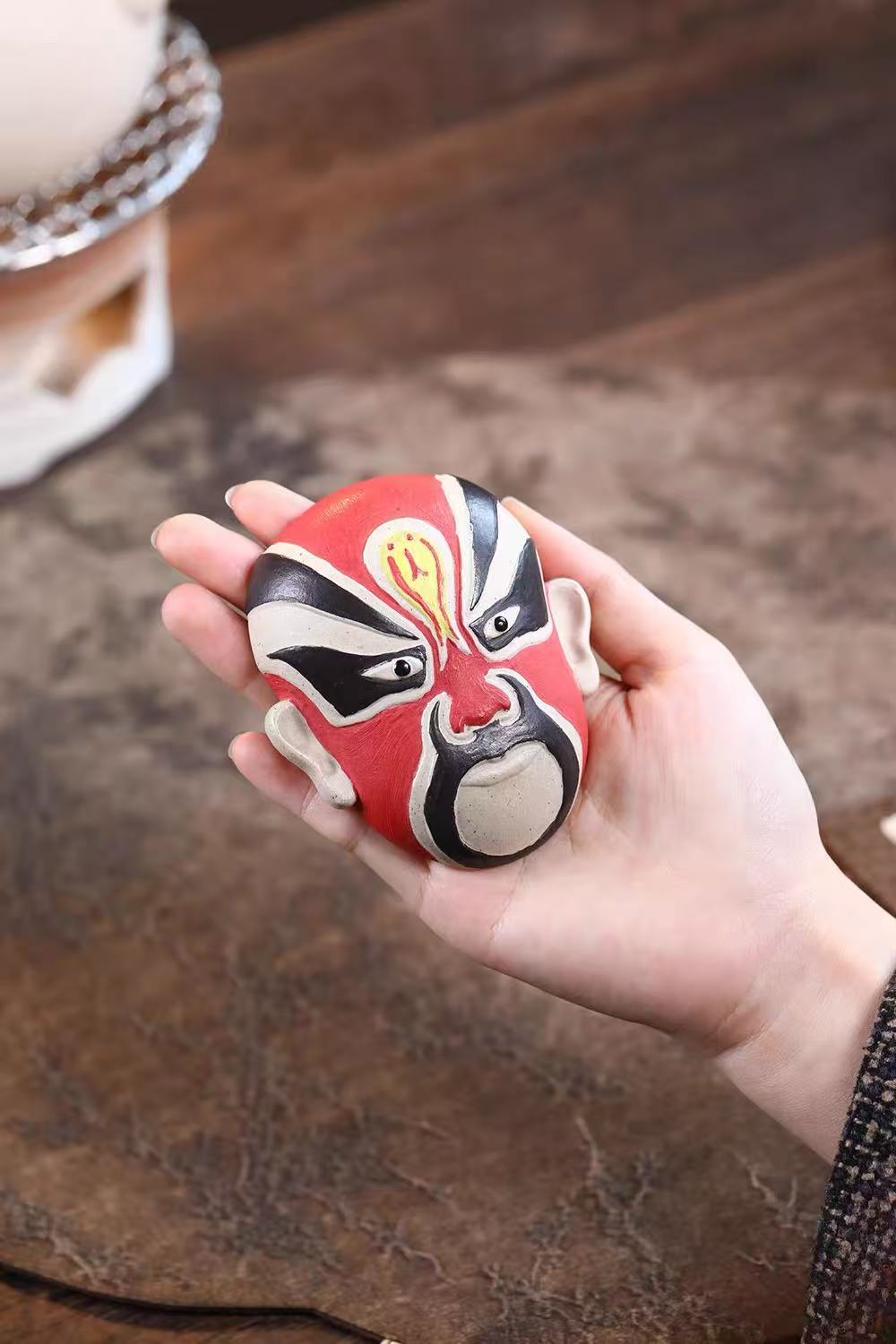 Facebook mask tea pet