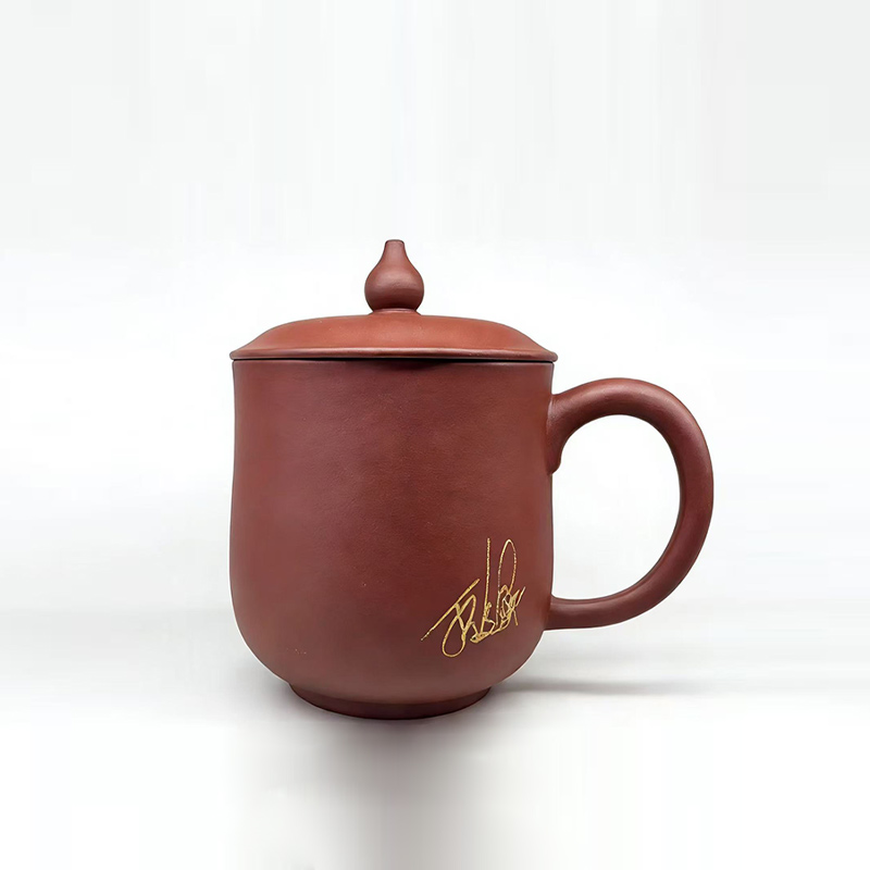 Ding Junhui's signature Zisha pot