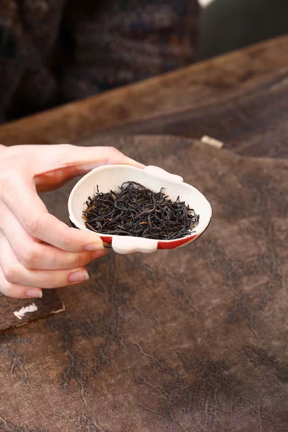 Facebook mask tea pet