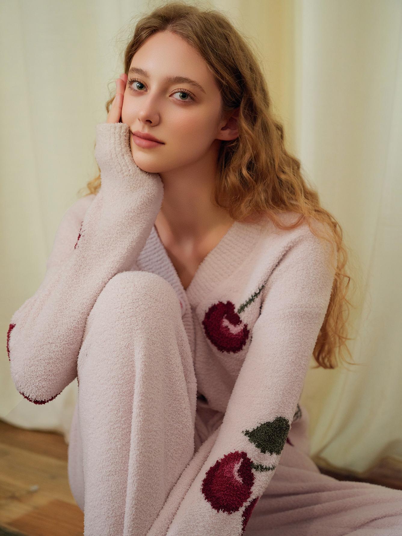 Soft Half Velvet Cherry Cardigan Pajama Set-Massicos