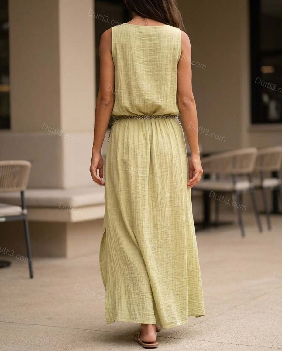Light Green Maxi Dress, movement and fit lifestyle view, by Dutti3