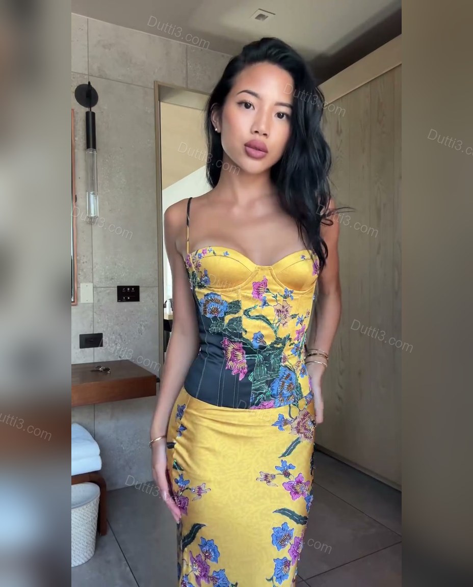 Yellow Polished Floral Skirt Set Yellow Skirt Set with Structured silhouette and Satin texture, fabric and construction detail for Day-to-Night, a polished weekend event, Fall late-summer city plans and early-fall occasions, US Coastal Glam by Dutti3