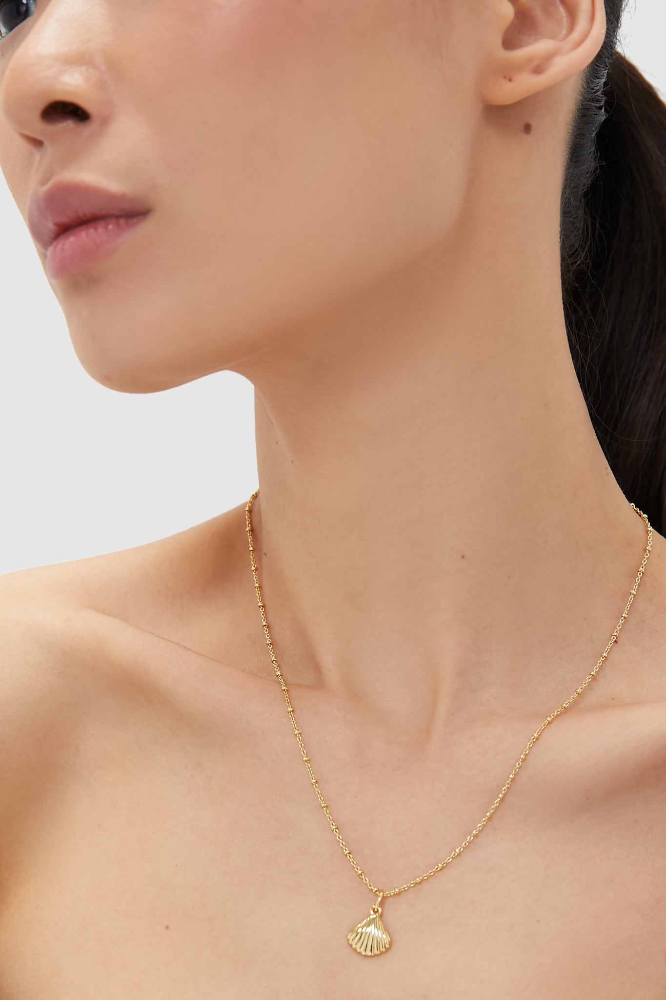 Gold Shell Bridget Necklace-Beilave