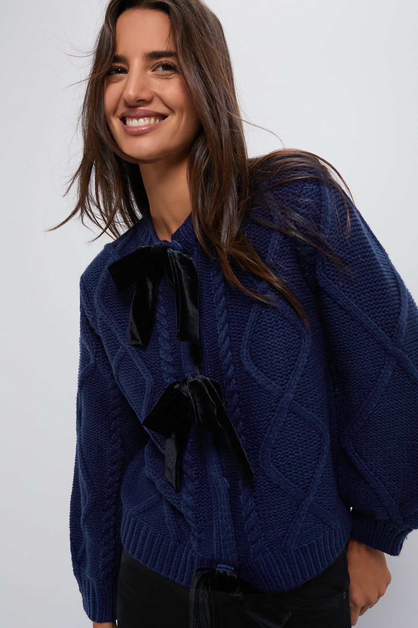 Velvet Bow Bea Cardigan-Beilave