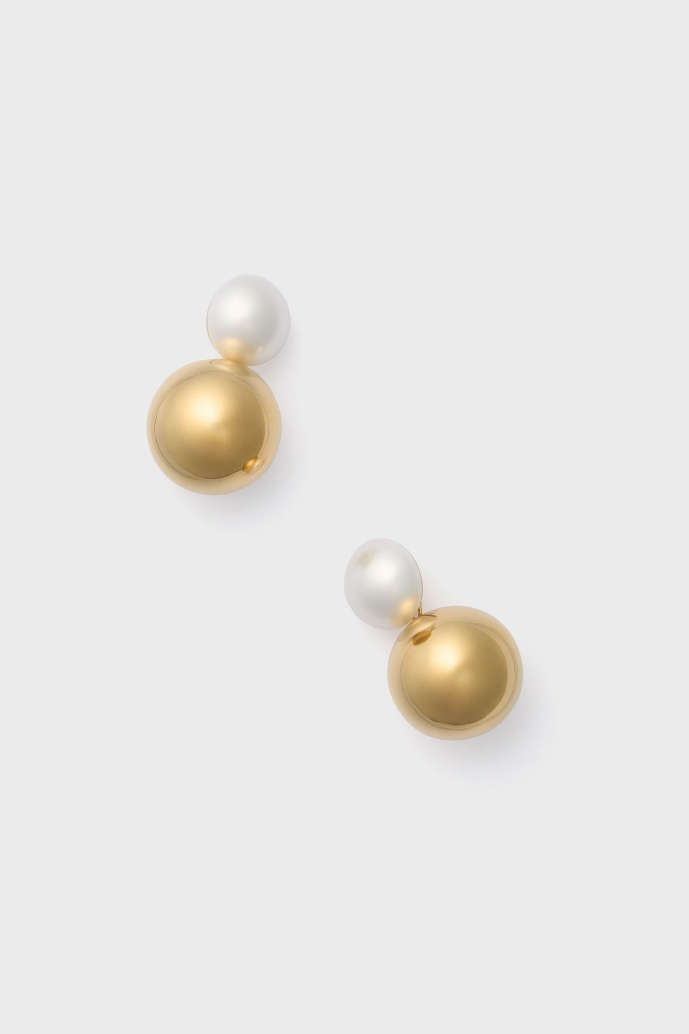 Gold Pearl Sphere Earrings-Beilave