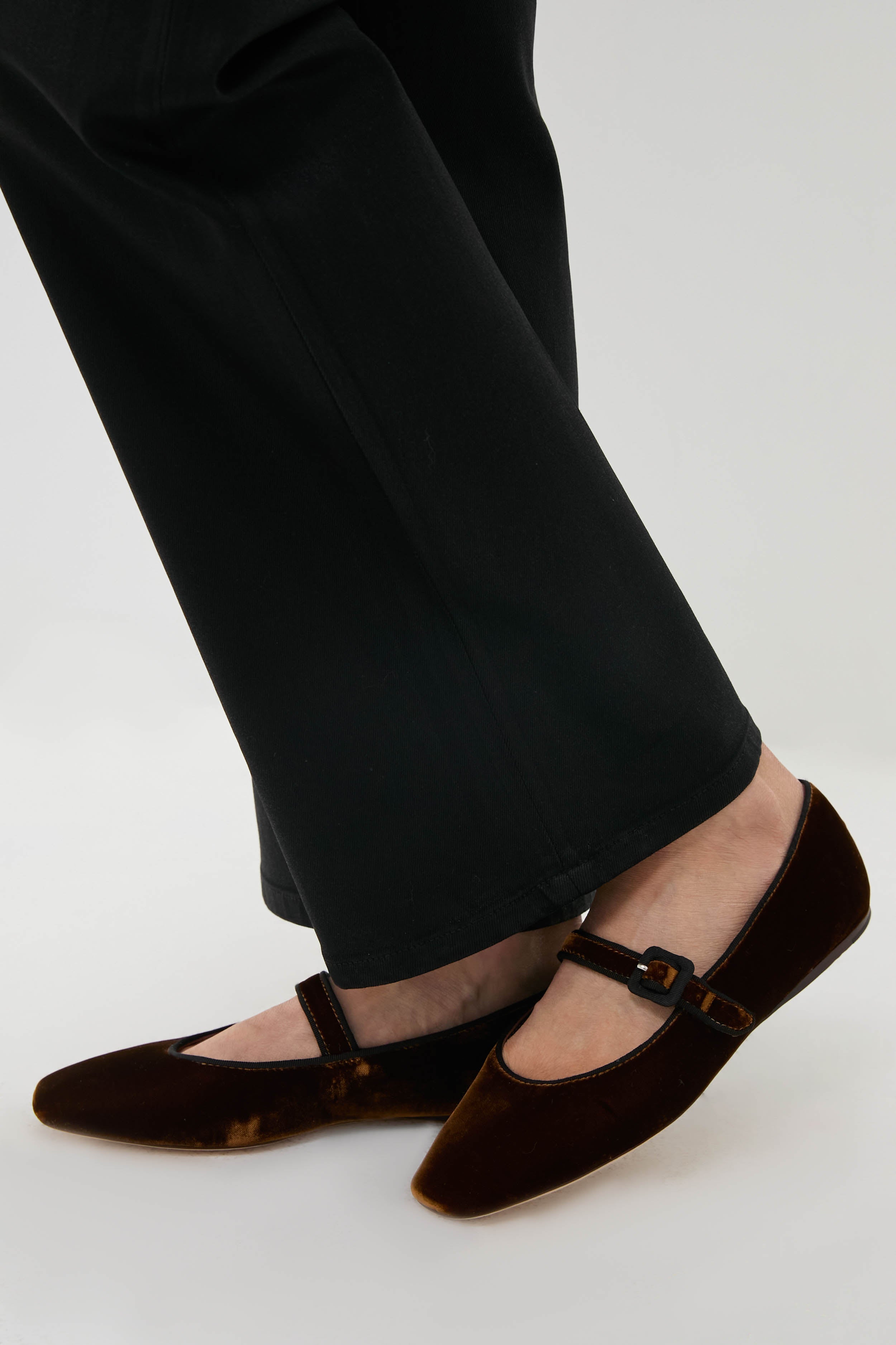 Dark Brown Velvet Ginger Mary Janes-Beilave
