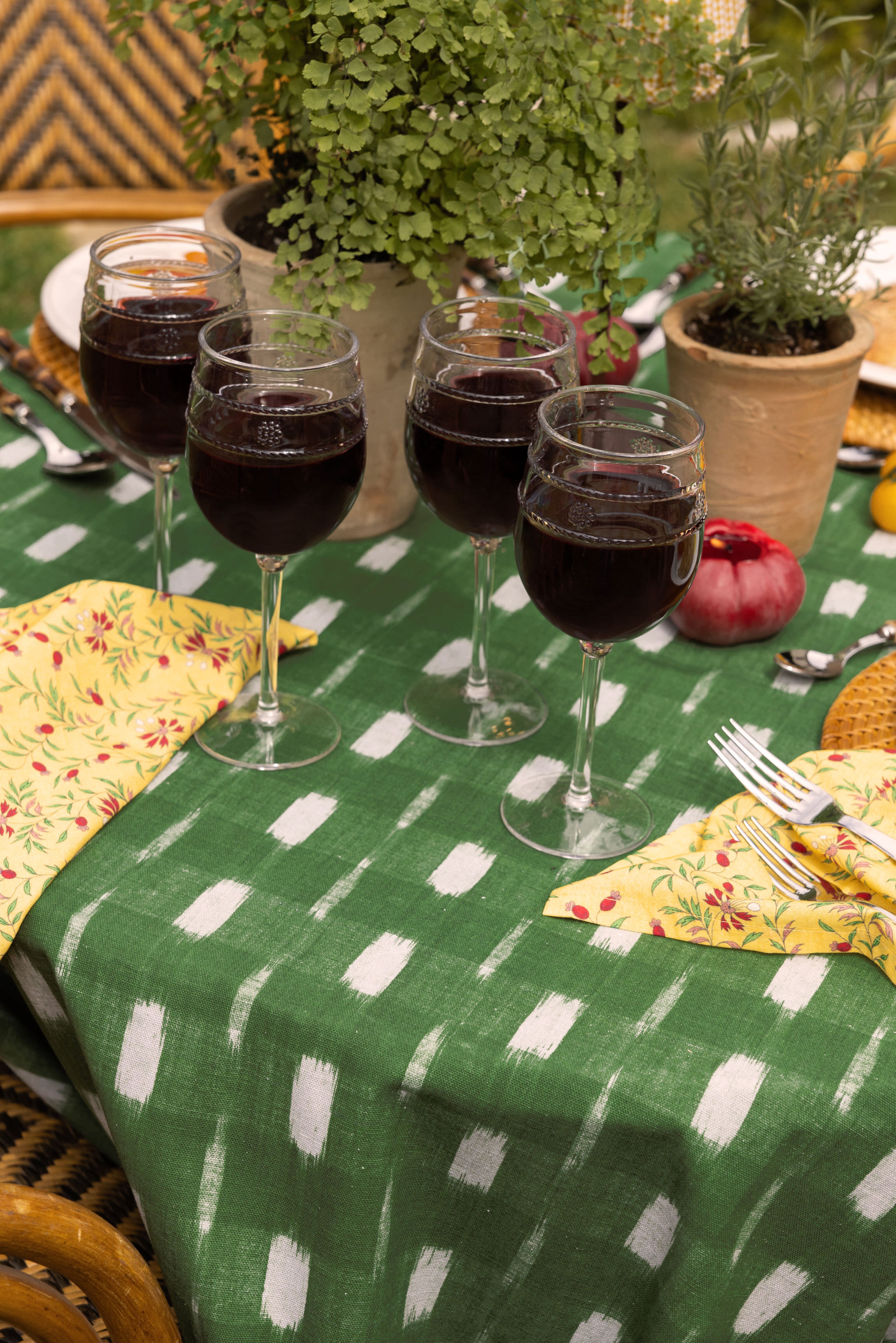 Fern Brushed Ikat Round Tablecloth-Beilave