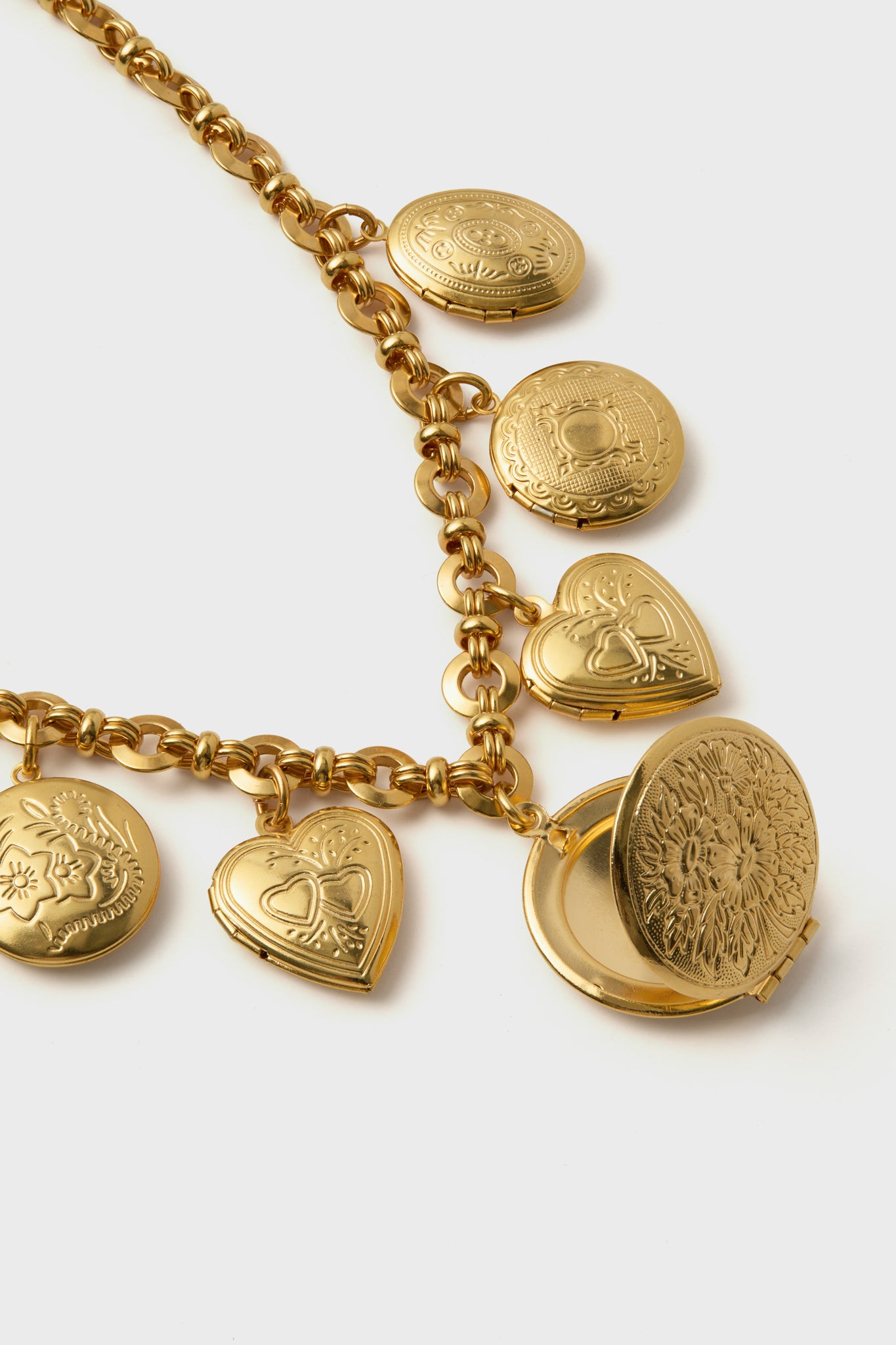 Gold Locket Necklace-Beilave