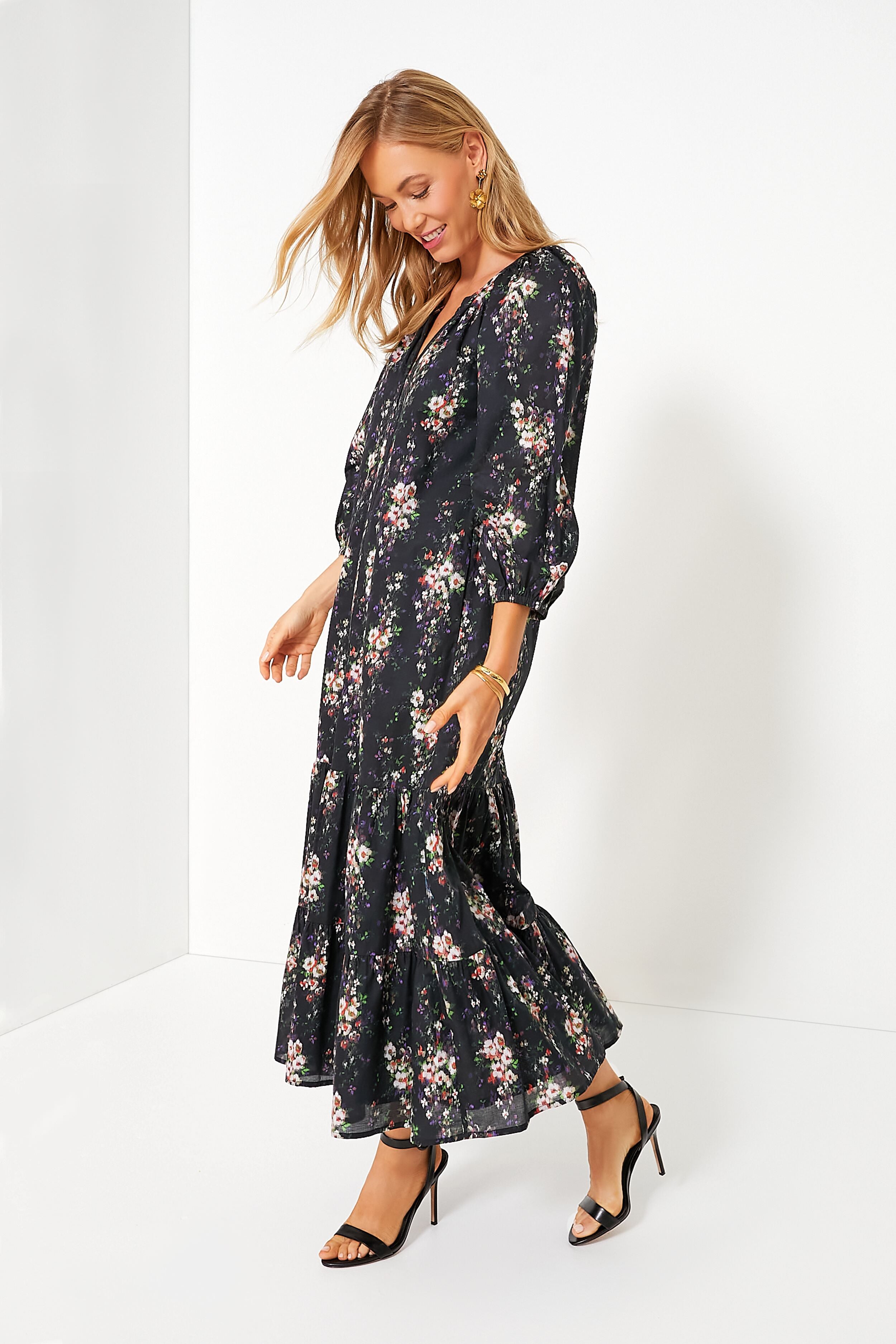 Onyx Falling Flowers Bouquet Lyles Dress-Beilave