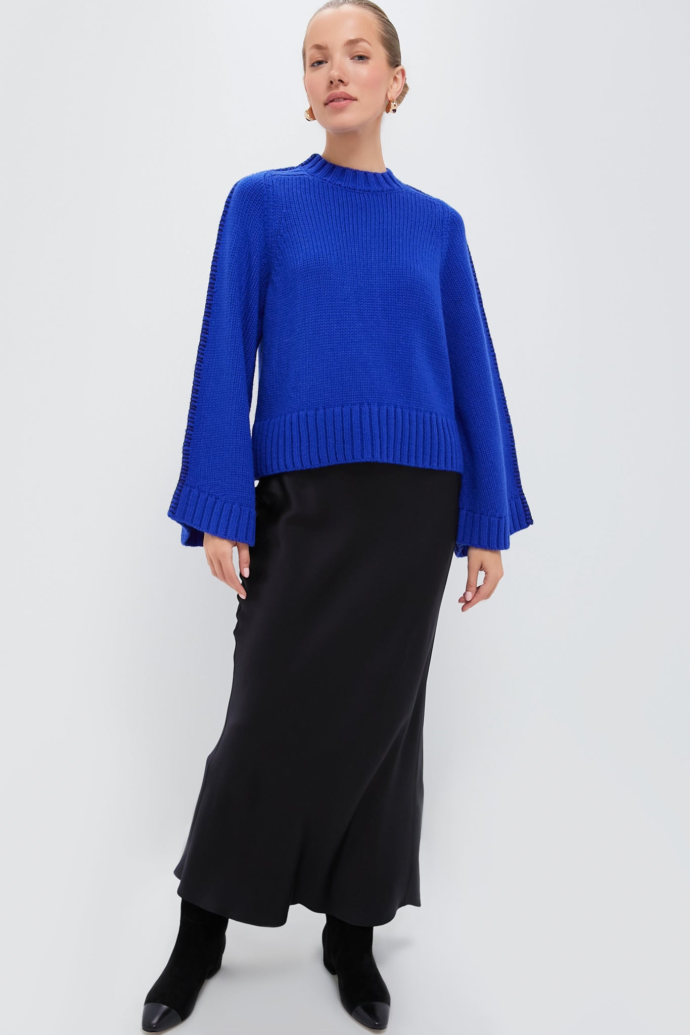 Sapphire Bell-Sleeve Butler Sweater-Beilave