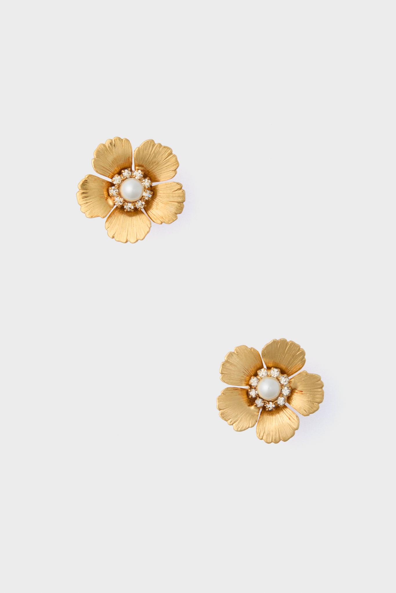 Gold Ravina Earrings-Beilave