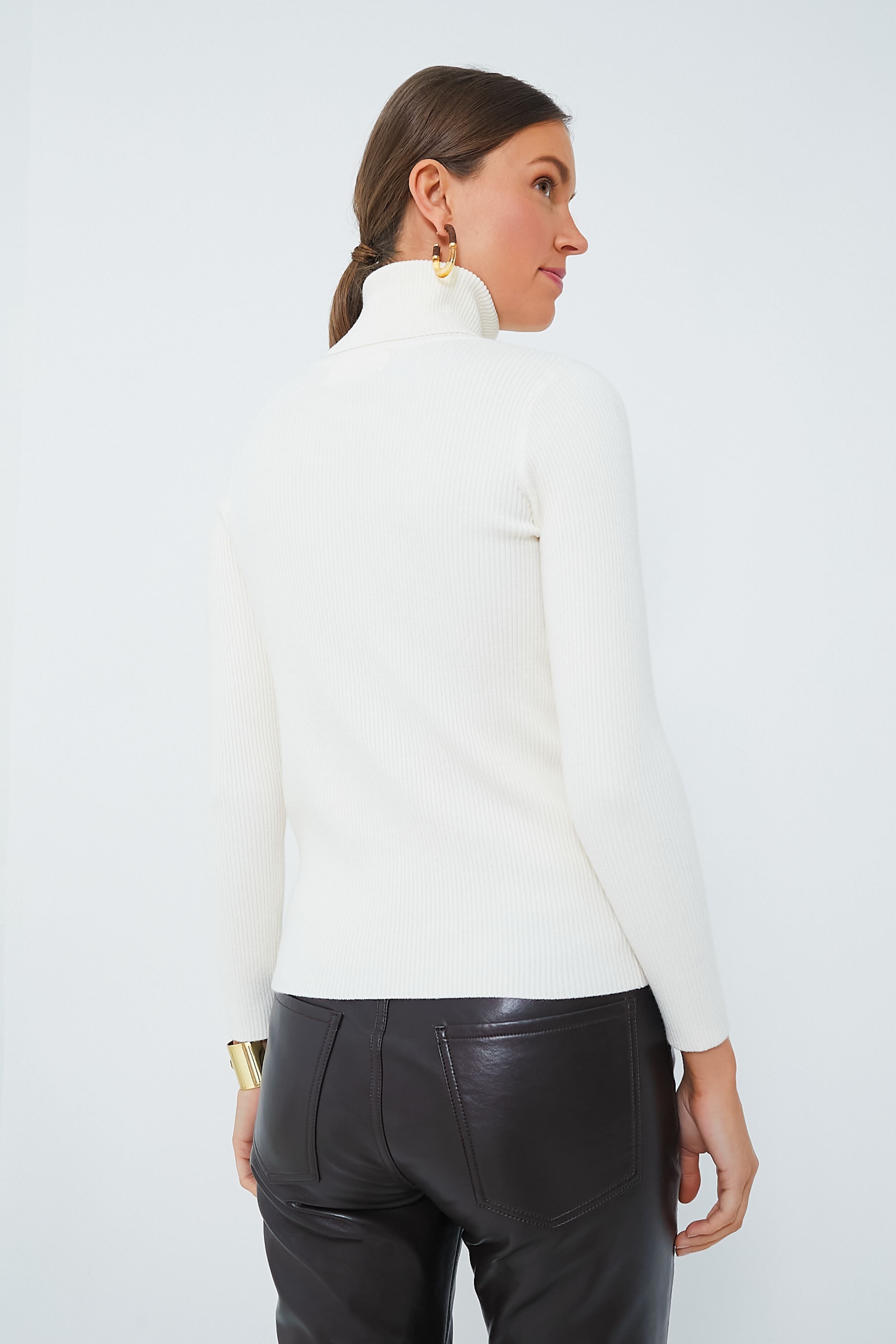 Winter White Andover Ribbed Turtleneck-Beilave