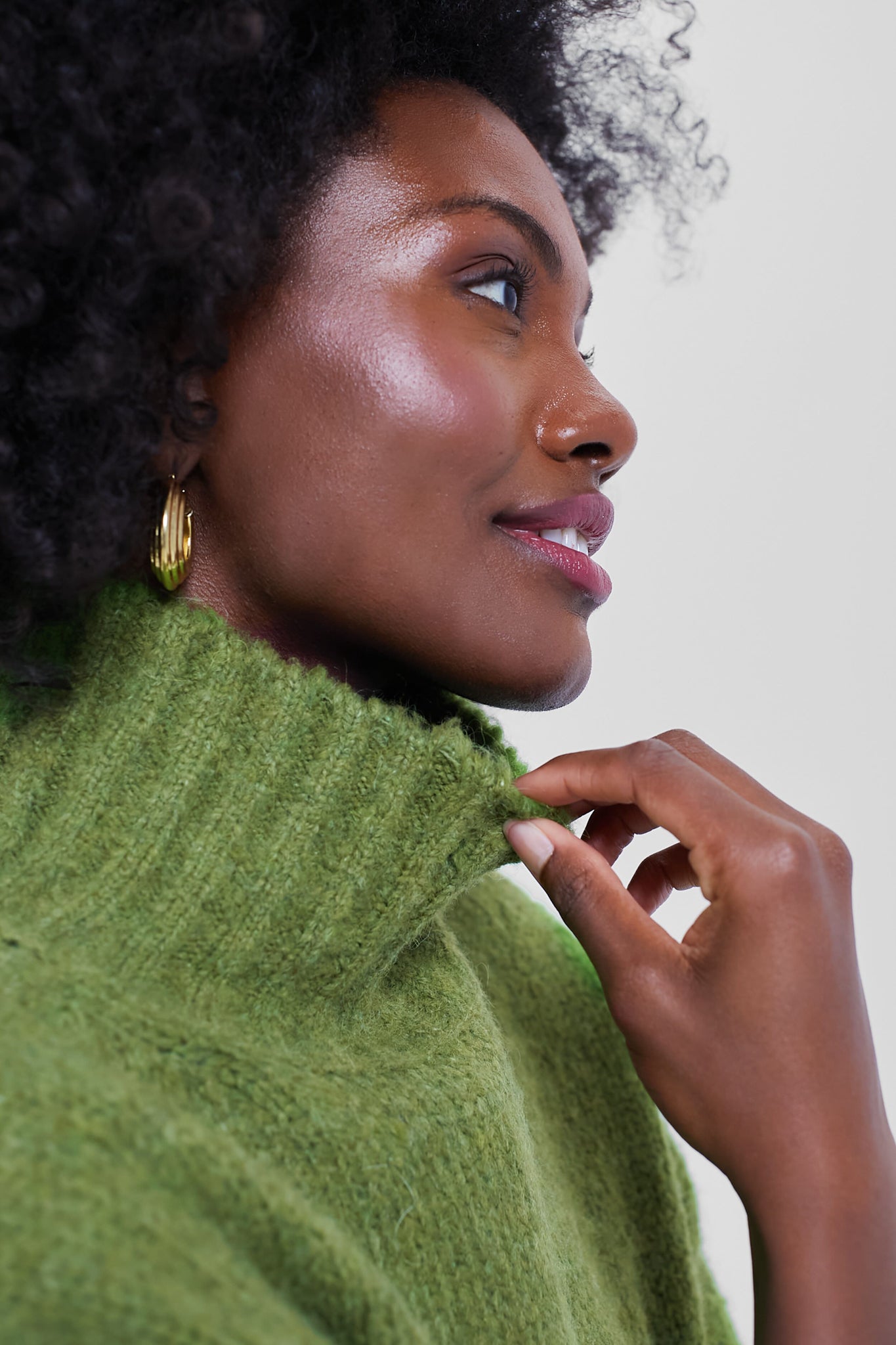 Green Boucle Hannah Turtleneck Sweater-Beilave
